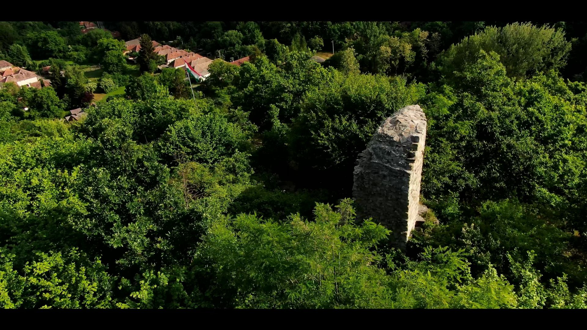 Várak, kolostorok, régi utak – a középkor_1920.jpg